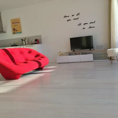 New Design With All Comfort Apartment *